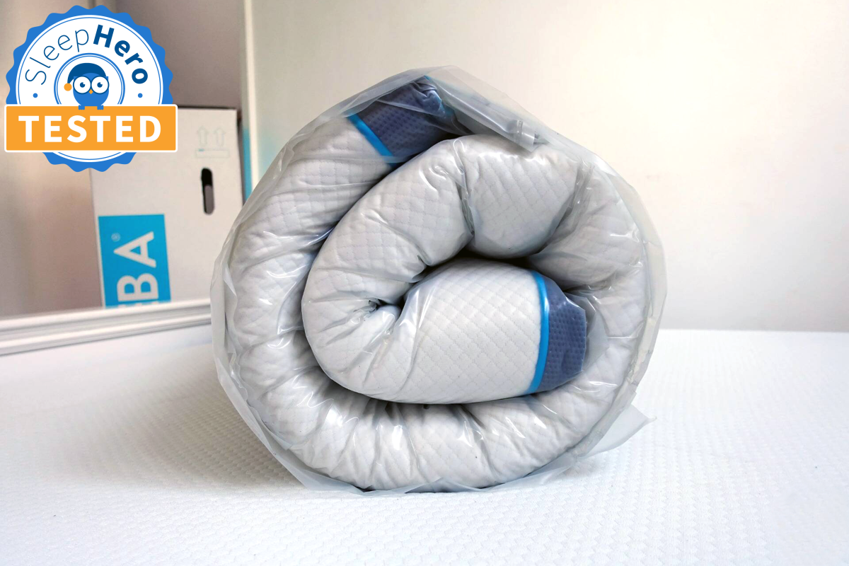 Inflatable travel mattress sales topper